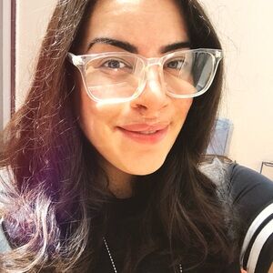 Meet your Posher, Emy